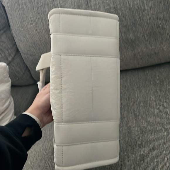 NWT LULULEMON BOXY MINI TOTE BAG 4.5L Bone White OS - Picture 5 of 6